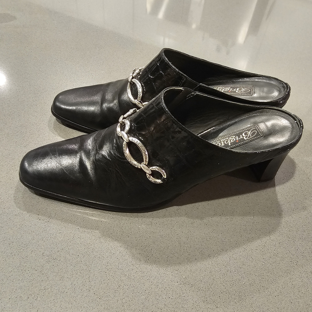 Brighton Twiggy Black and Silver Mules with Chain Detail EUC Size 8 - Picture 2 of 7